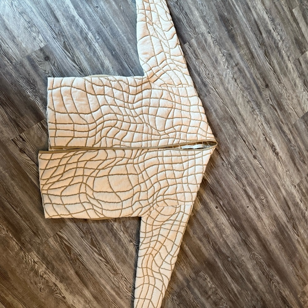 Lululemon Tan Geometric Pattern Jacket